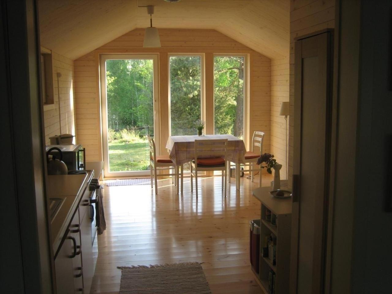 Ferienhaus In Malilla Boote Sauna See Ngoại thất bức ảnh
